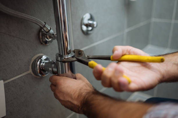 Best Water Leak Repair  in Le Claire, IA